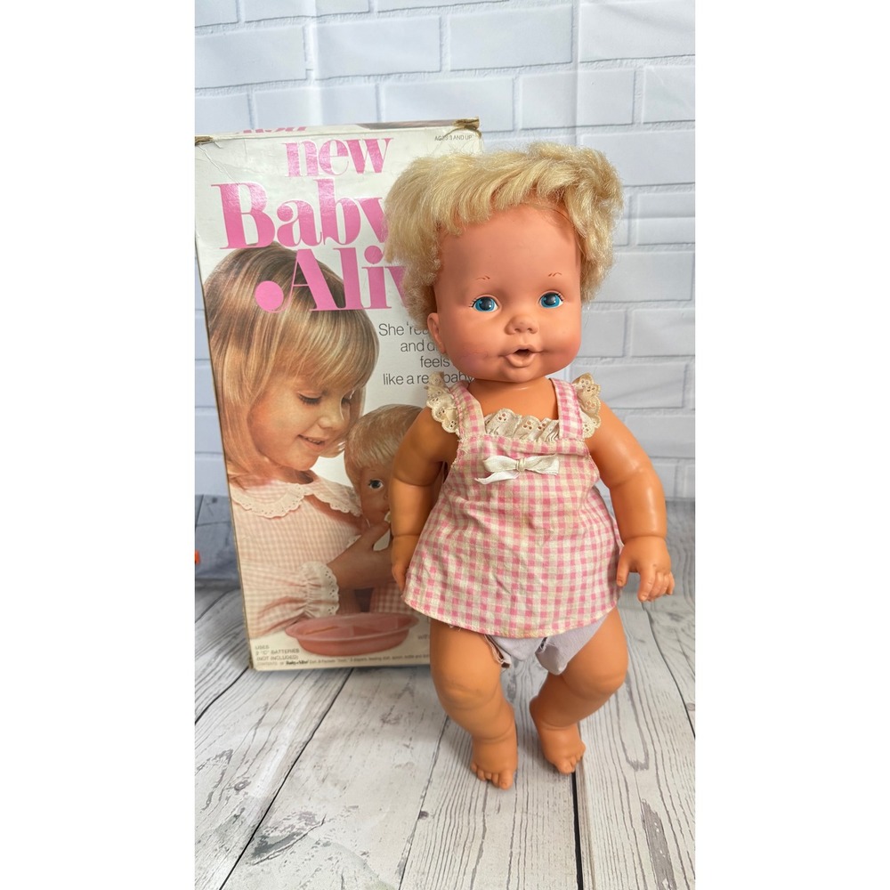 Vintage 1970's Kenner New Baby Alive Doll Blonde Blue Eyes Pink Gingham Boxed